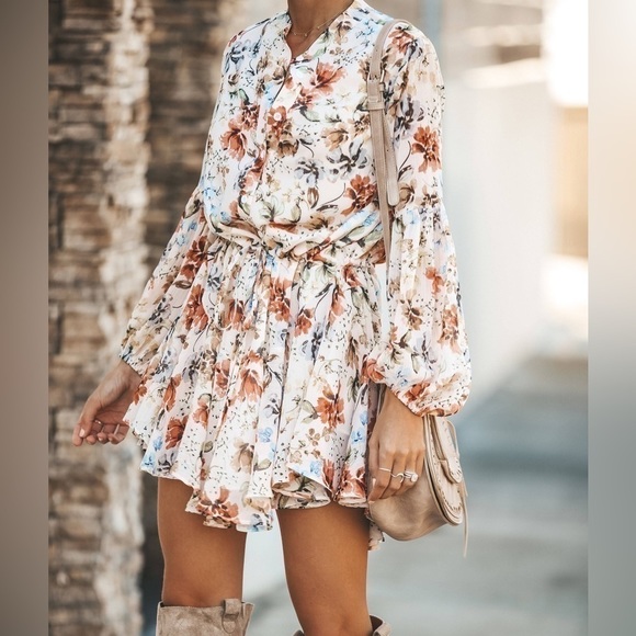 Vici Dresses & Skirts - Womens Floral Mini Dress